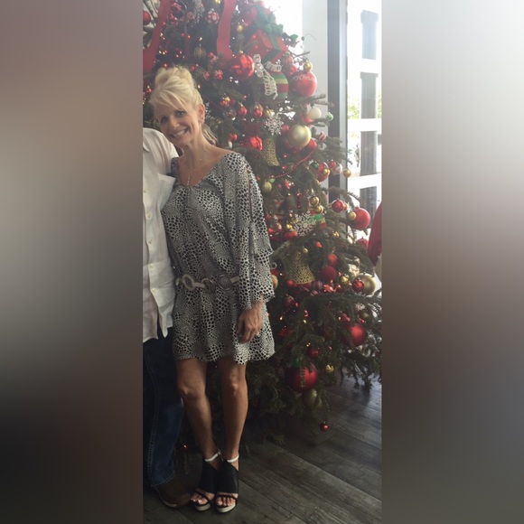 2 Three 4 Silk Cold Shoulder Mini Dress - Picture 2 of 10